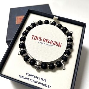 New in Box TRUE RELIGION Skull Stone Bracelet Stainless Steel Silver Black Beads